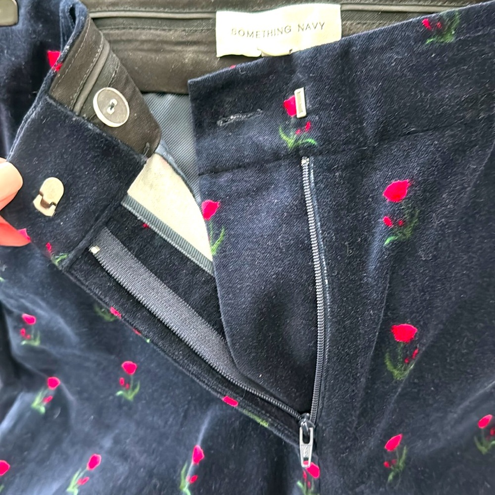 Something Navy - Suit Set - USED ONCE - Picture 4 of 5